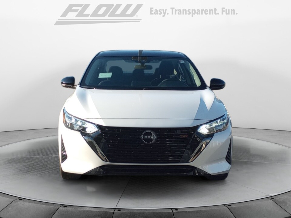 2025 Nissan Sentra SR photo 2