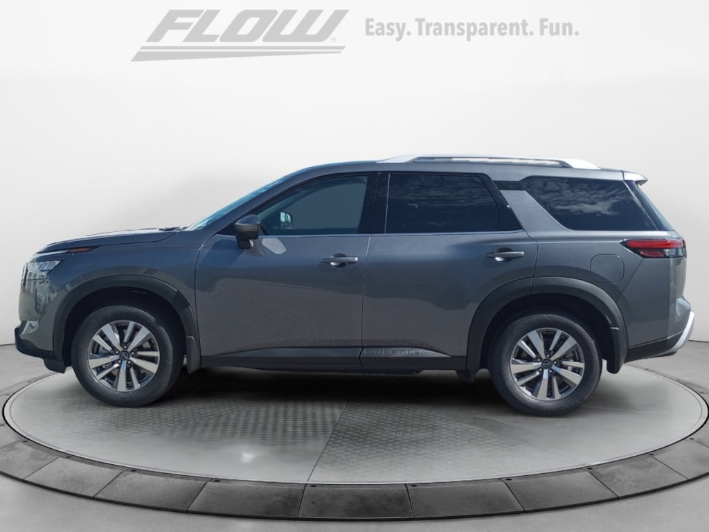 New 2025 Nissan Pathfinder SL 4WD SUV