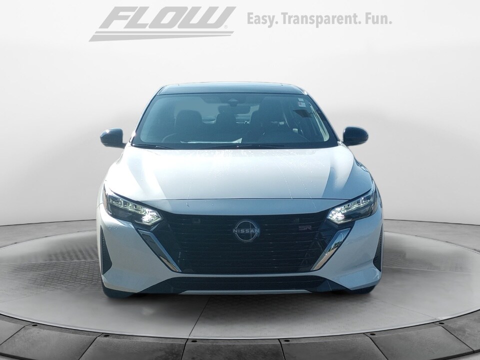 2025 Nissan Sentra SR photo 2