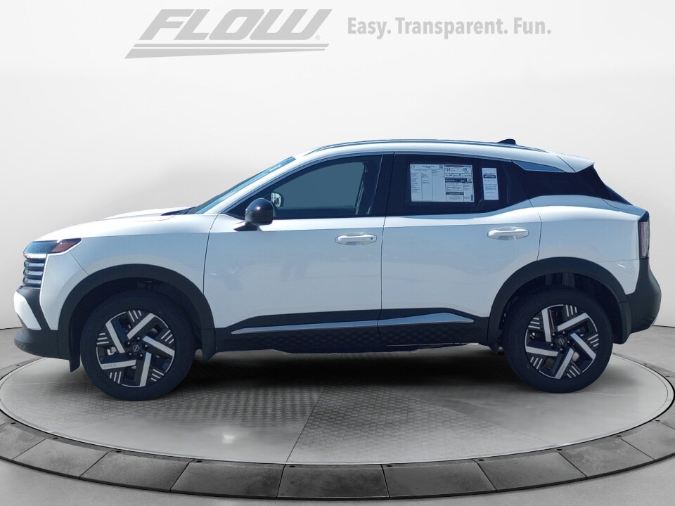 2026 Nissan Kicks SV photo 3