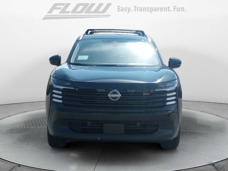 2026 Nissan Kicks SR photo 2