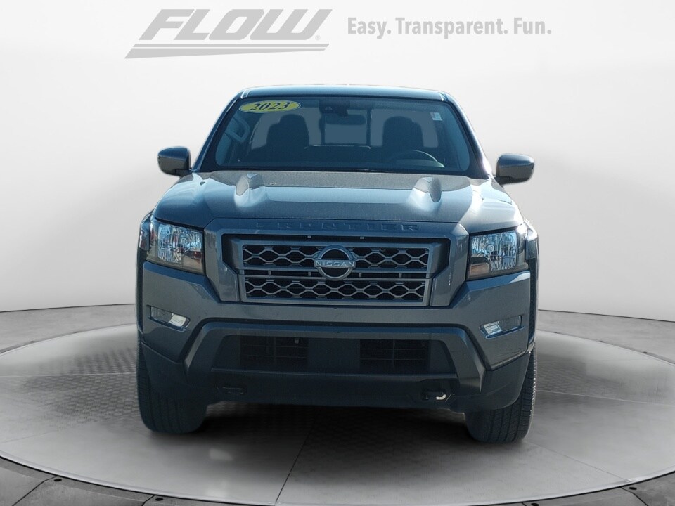 2023 Nissan Frontier Crew Cab SV photo 2