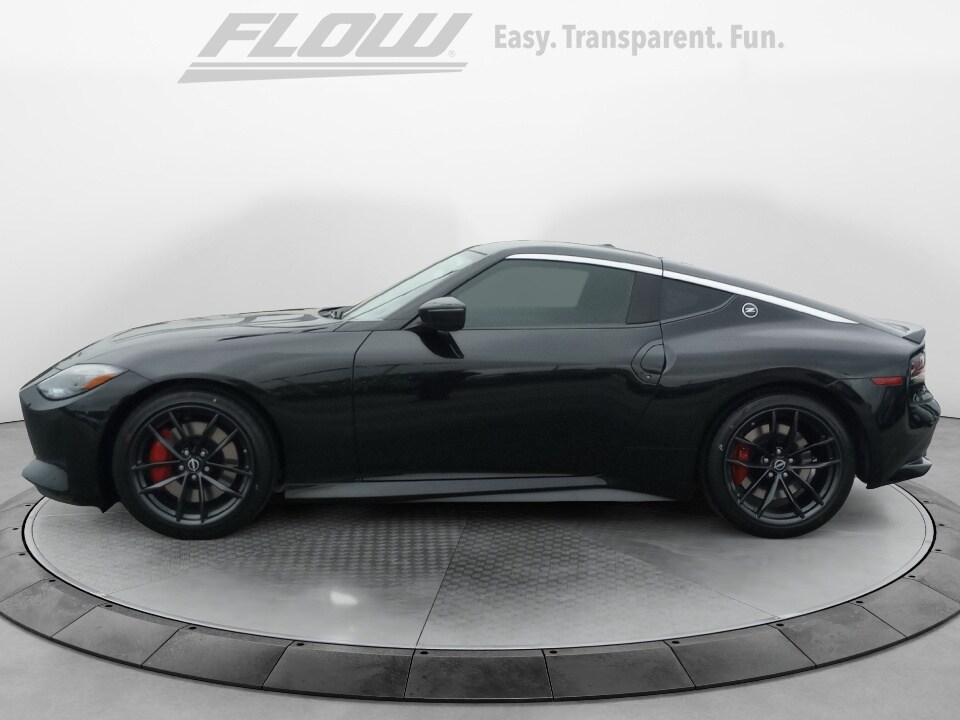 2025 Nissan Z Performance photo 4
