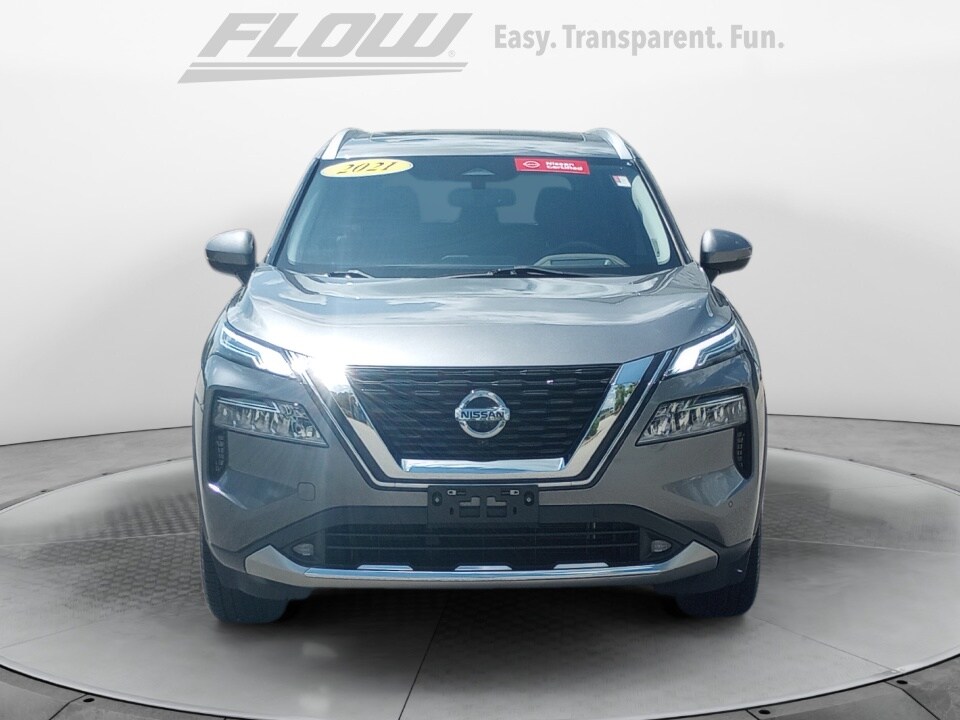 2021 Nissan Rogue Platinum photo 2