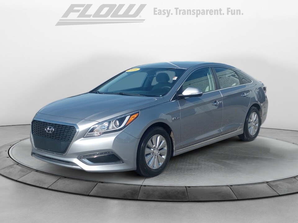 2016 Hyundai Sonata Hybrid SE photo 3