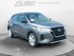 2025 Nissan Kicks Play S SUV