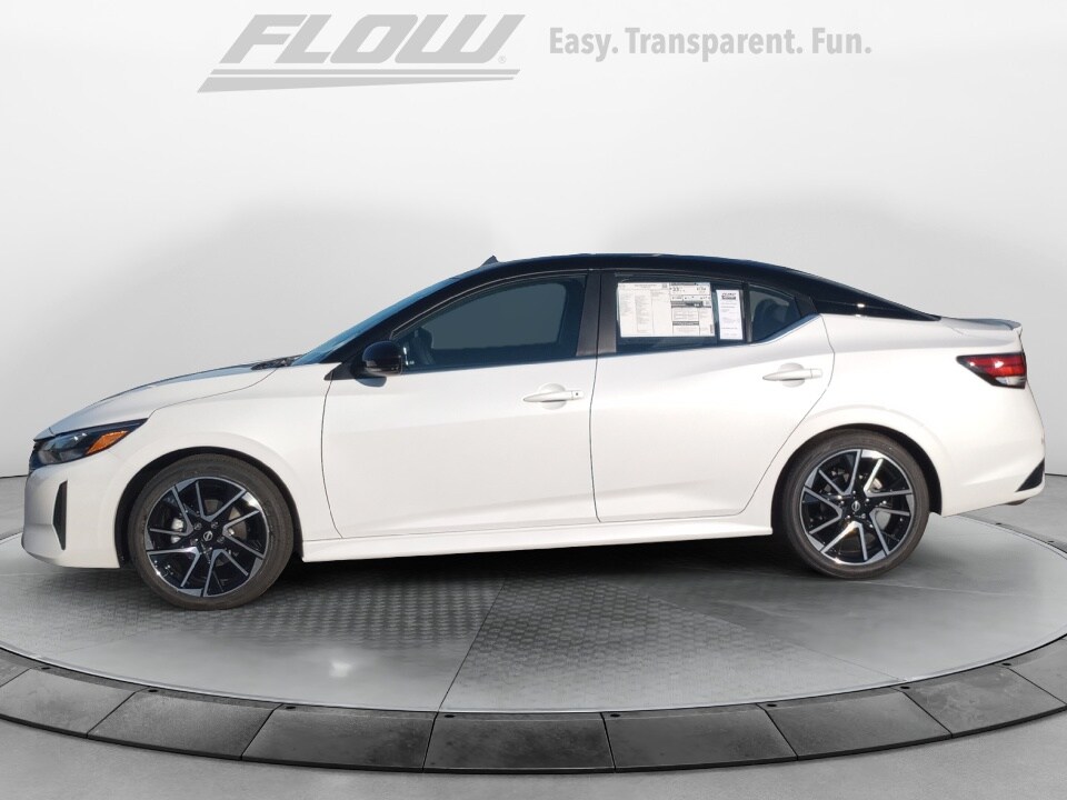 2025 Nissan Sentra SR photo 4
