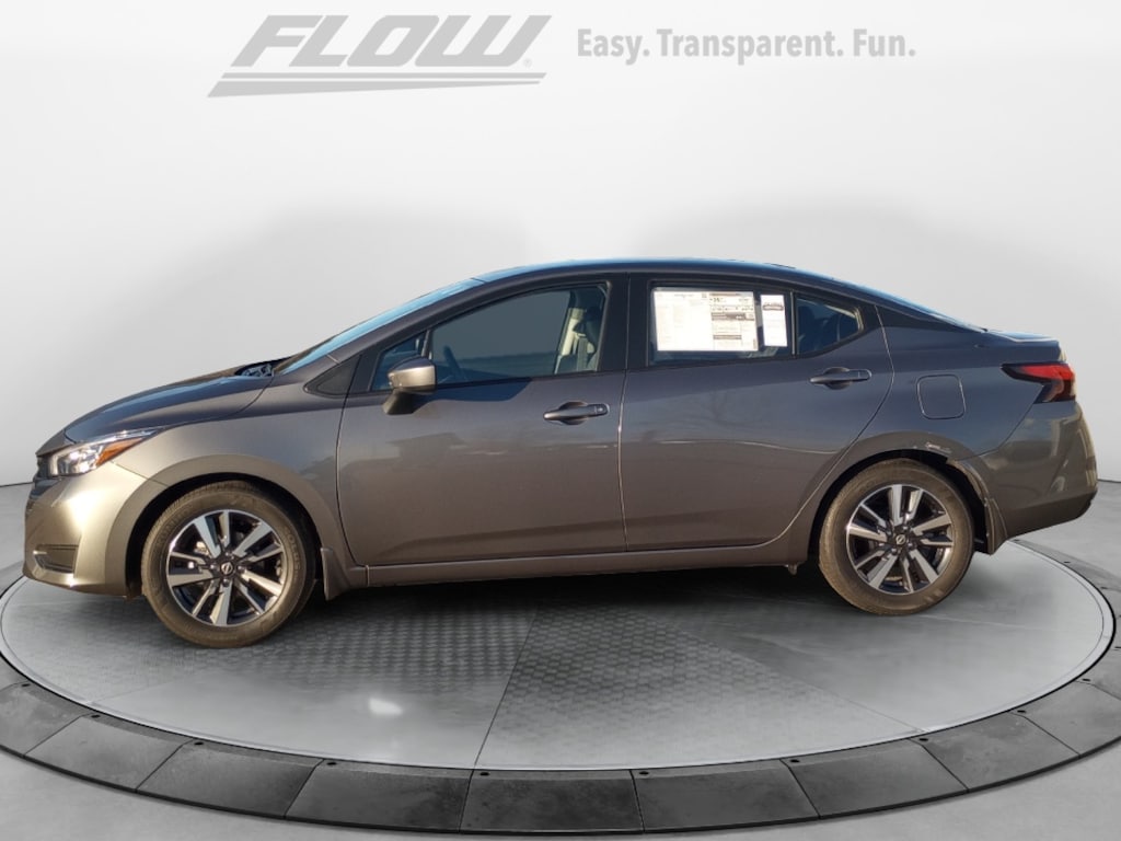 New 2025 Nissan Versa 1.6 SV Sedan