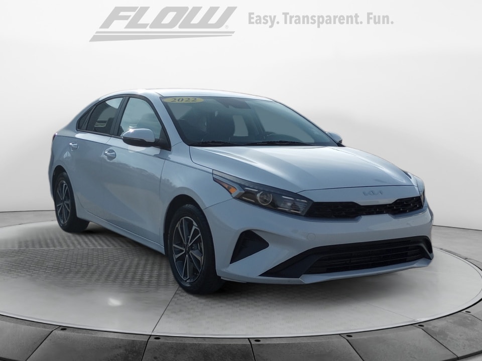 2022 Kia FORTE LXS's photo