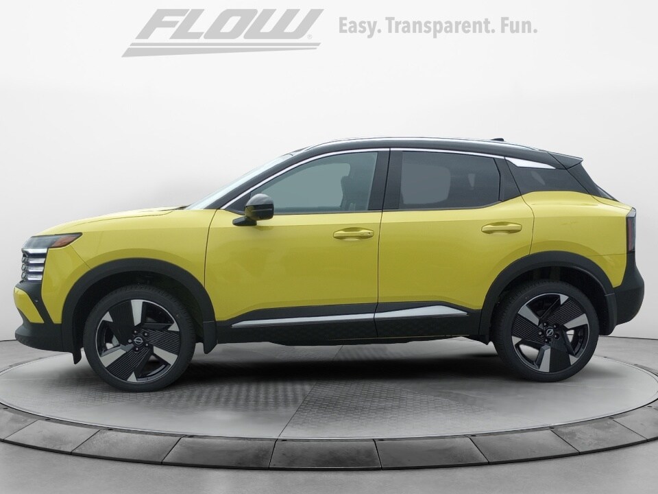 2025 Nissan Kicks SR photo 4