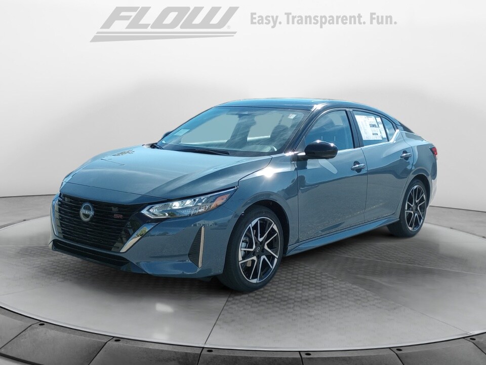 2025 Nissan Sentra SR photo 3