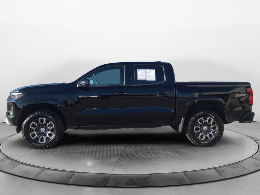 Used 2024 Chevrolet Colorado 4WD Z71 Truck Crew Cab