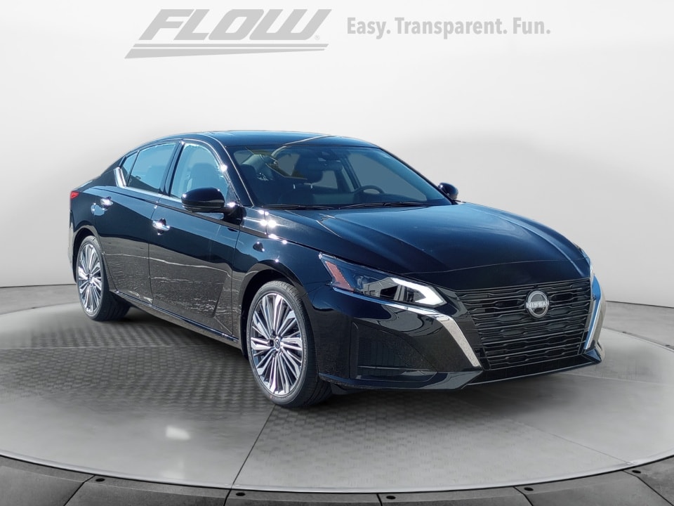 2025 Nissan Altima SL's photo