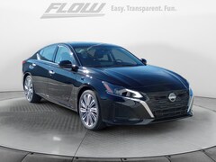 2025 Nissan Altima SL FWD Sedan