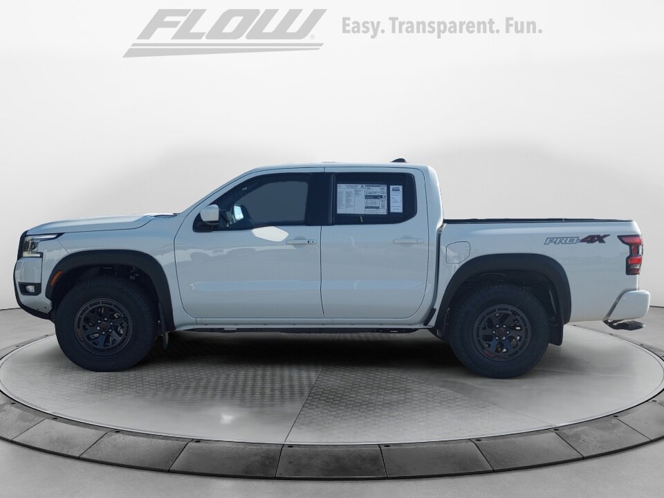 2025 Nissan Frontier Crew Cab PRO-4X photo 4