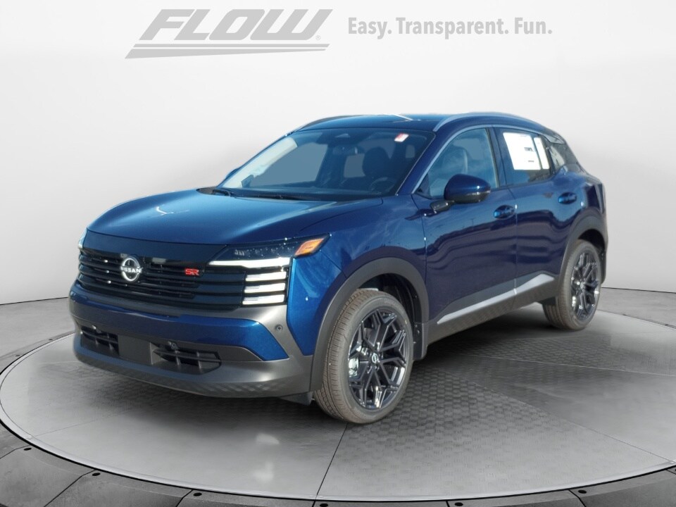 2025 Nissan Kicks SR photo 3