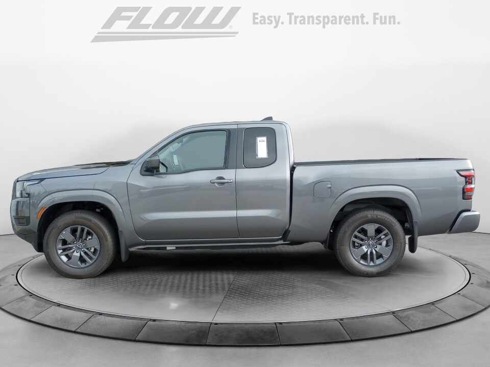 2025 Nissan Frontier King Cab SV photo 4