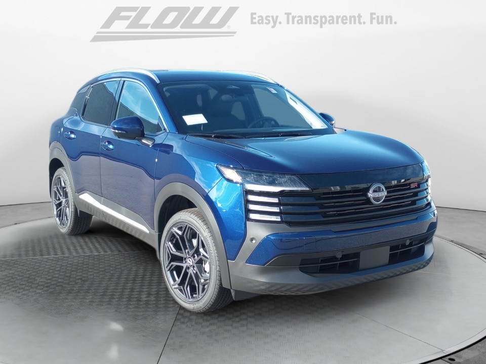 2025 Nissan Kicks SR's photo