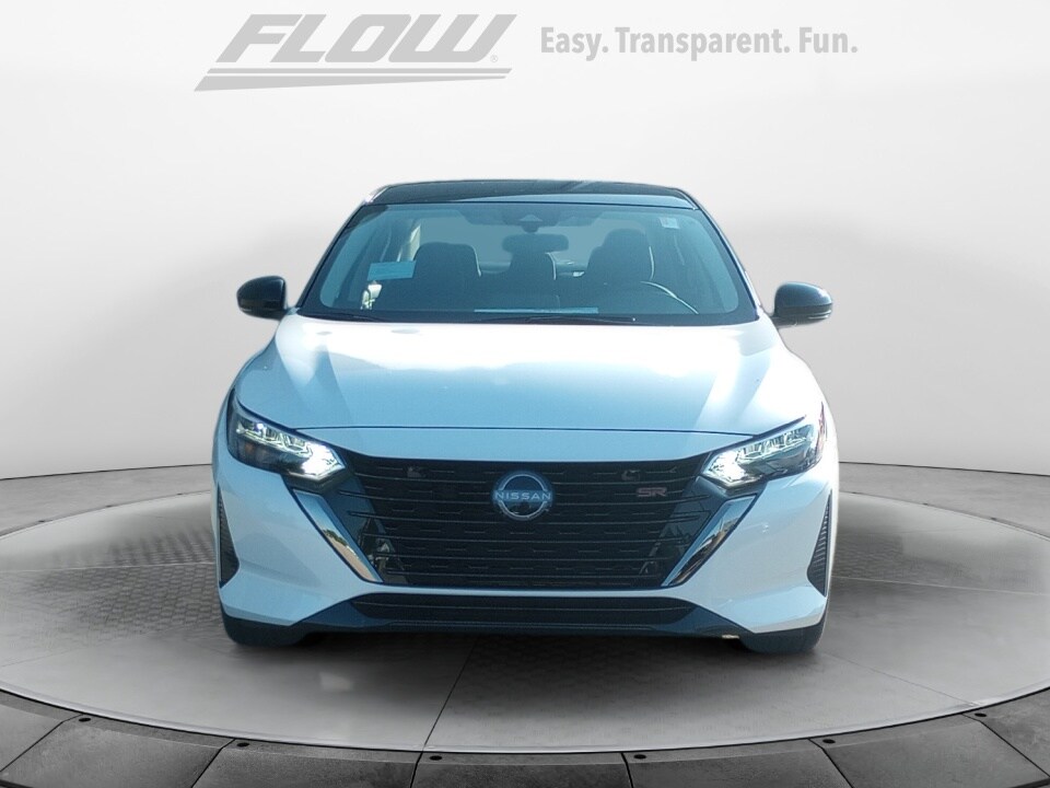 2025 Nissan Sentra SR photo 2