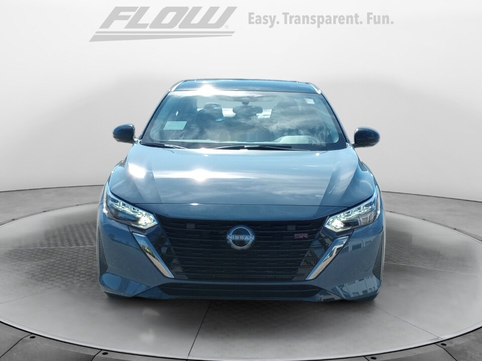 2025 Nissan Sentra SR photo 2