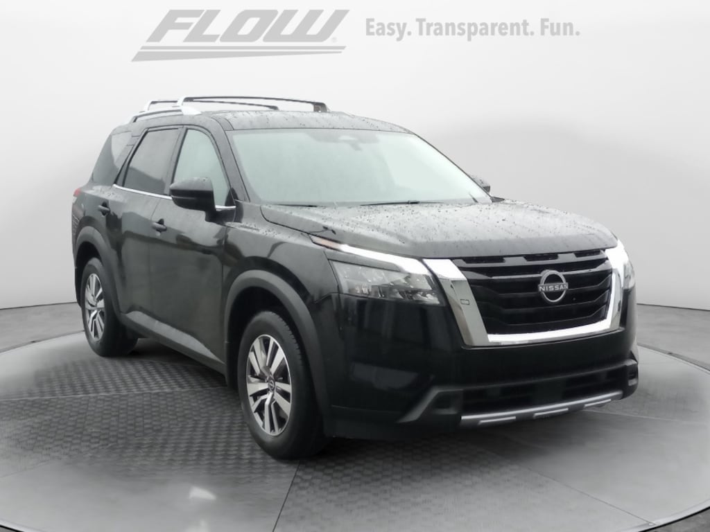 New 2025 Nissan Pathfinder SL FWD SUV