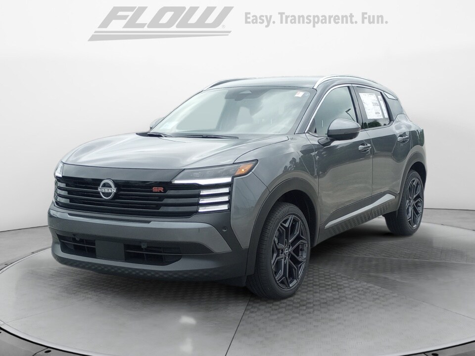 2025 Nissan Kicks SR photo 2