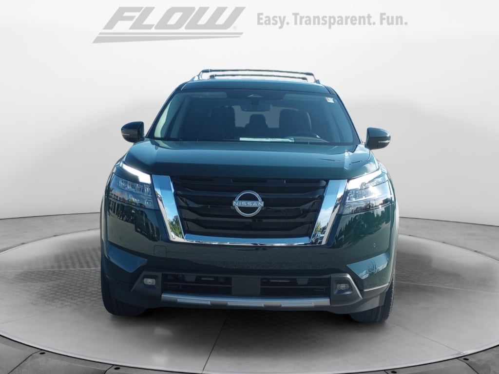 New 2025 Nissan Pathfinder SL FWD SUV