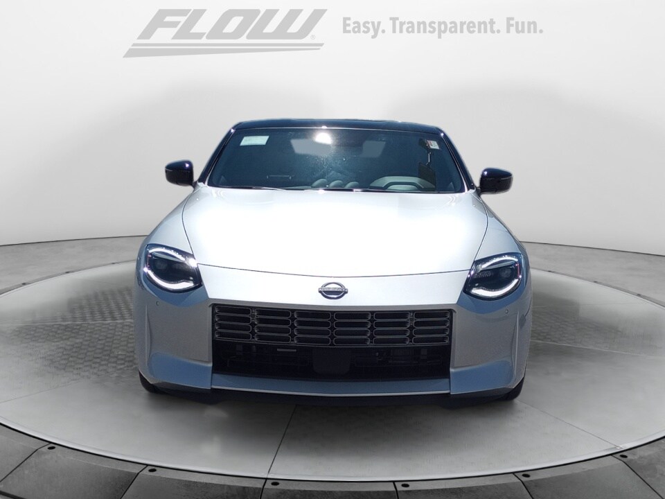 2025 Nissan Z Performance photo 2