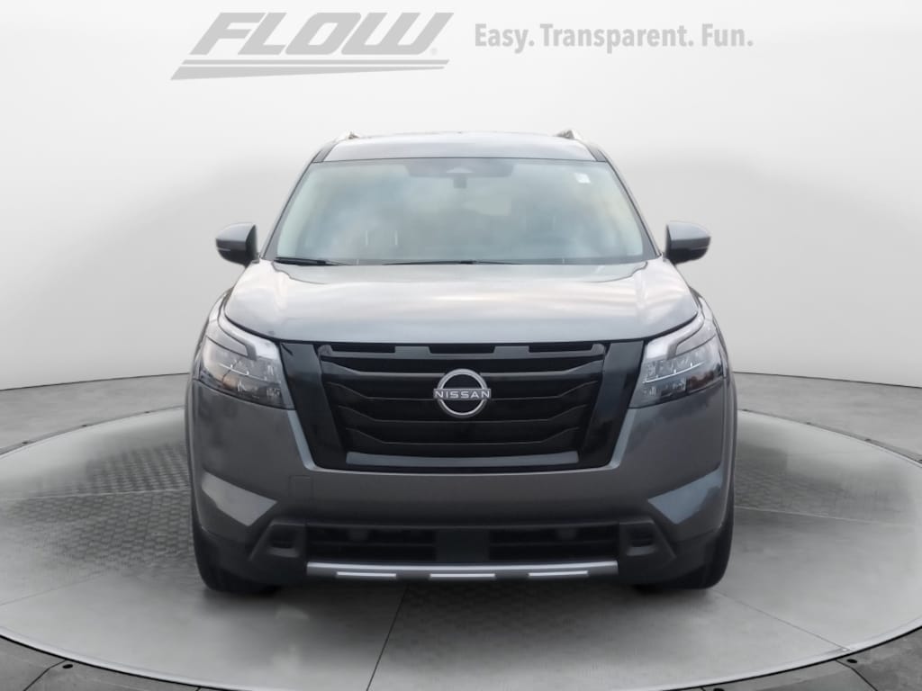New 2025 Nissan Pathfinder SL FWD SUV