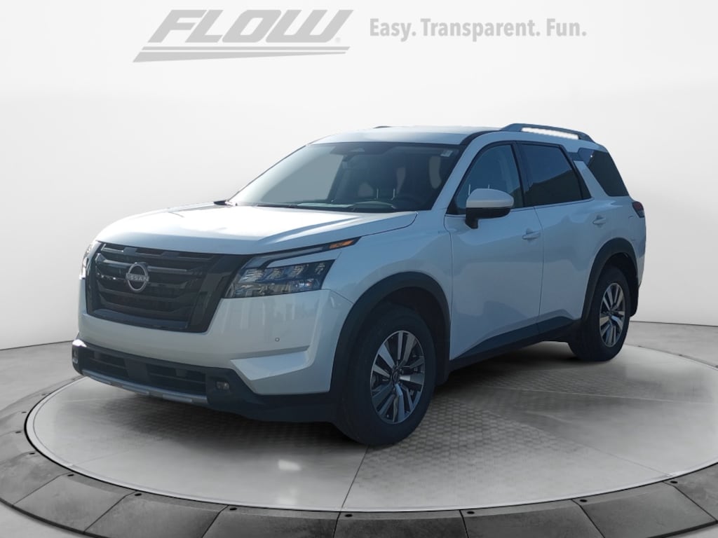 New 2025 Nissan Pathfinder SL 4WD SUV
