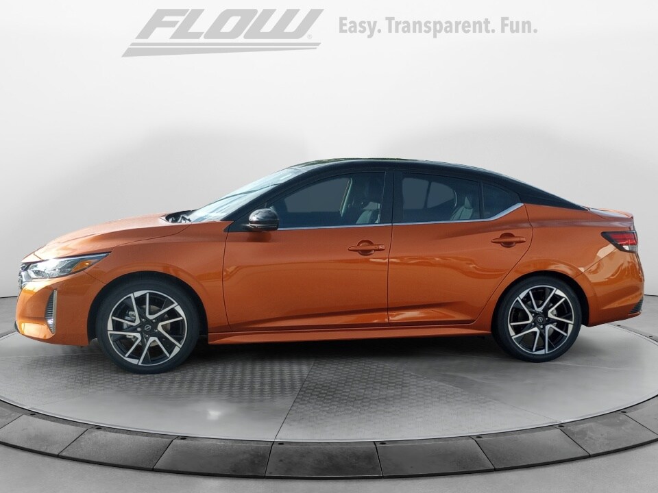 2025 Nissan Sentra SR photo 4