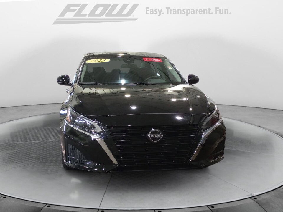 2023 Nissan Altima S photo 2