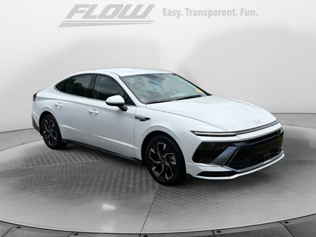 Used 2024 Hyundai Sonata SEL Sedan