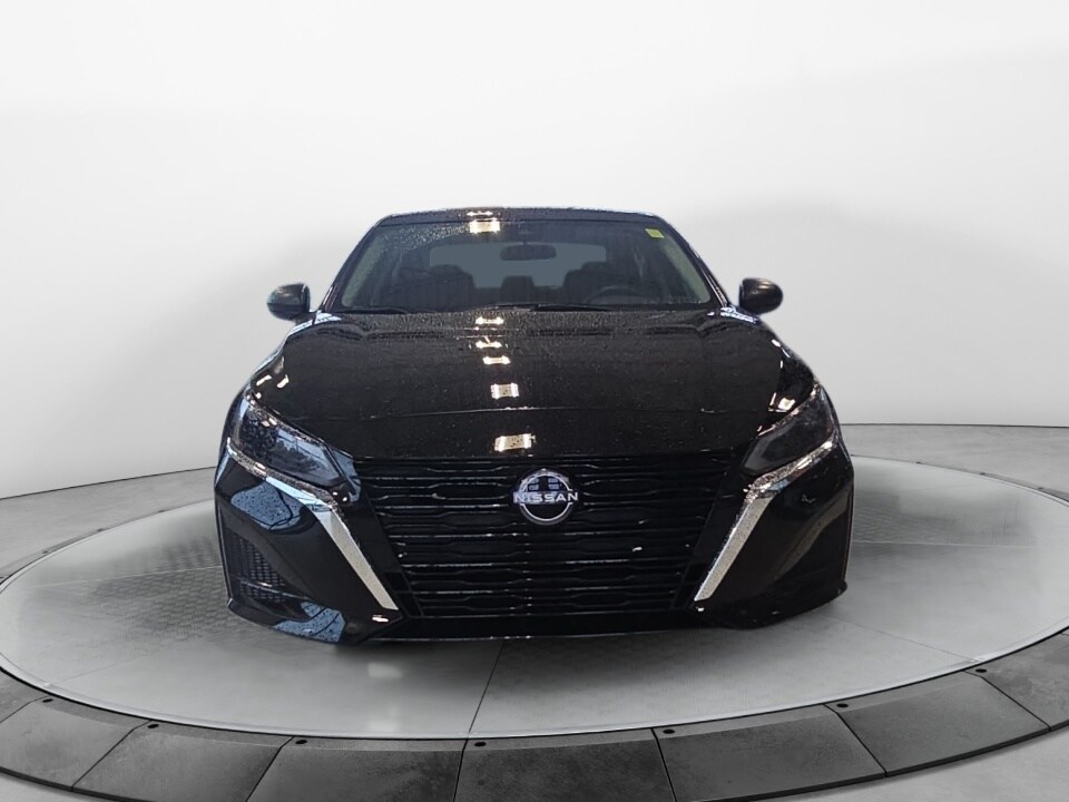 2025 Nissan Altima S photo 2