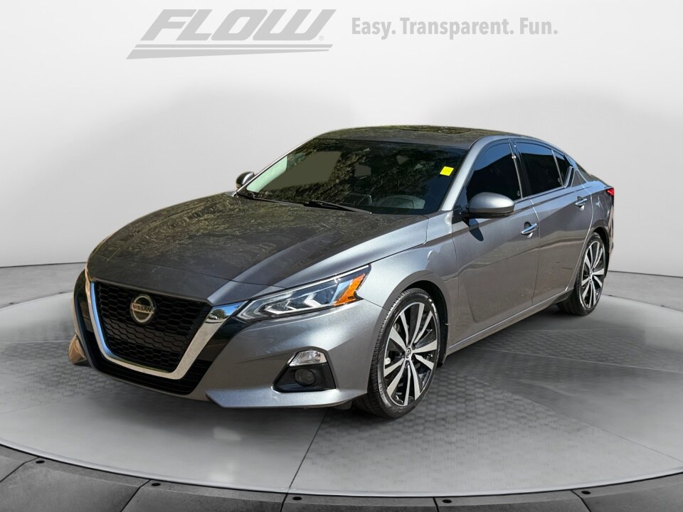 2021 Nissan Altima SL photo 3