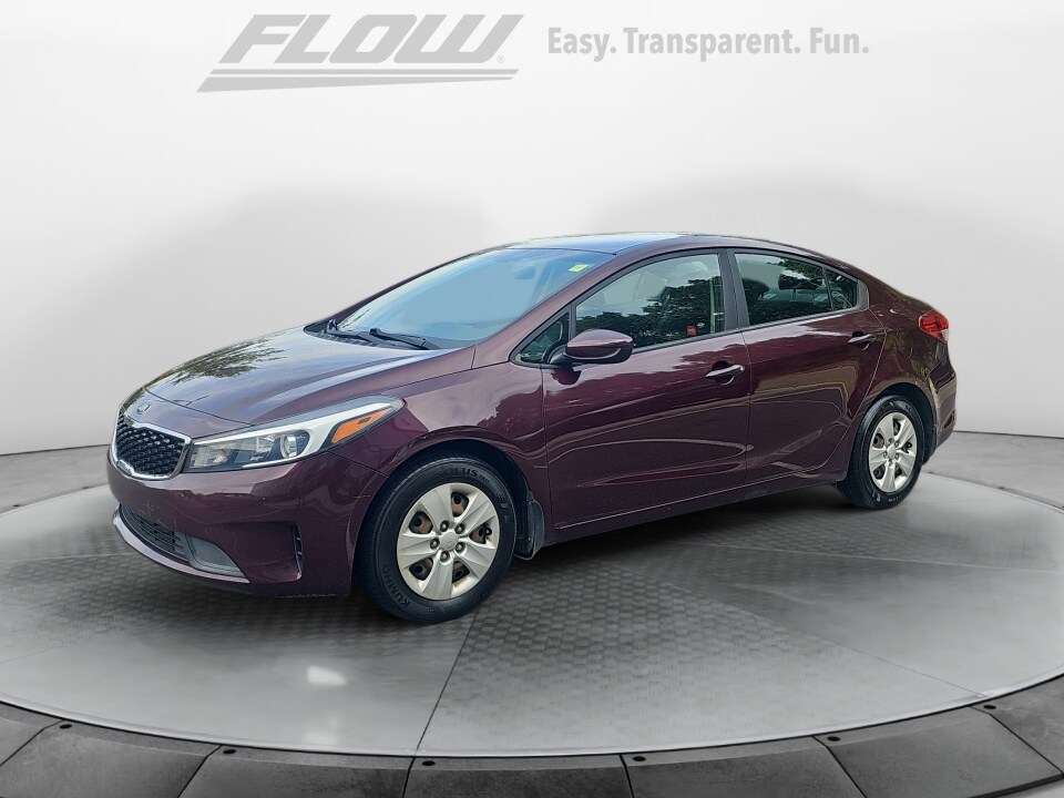 2018 Kia Forte LX Base photo 3