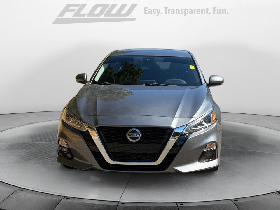 2021 Nissan Altima SL photo 2