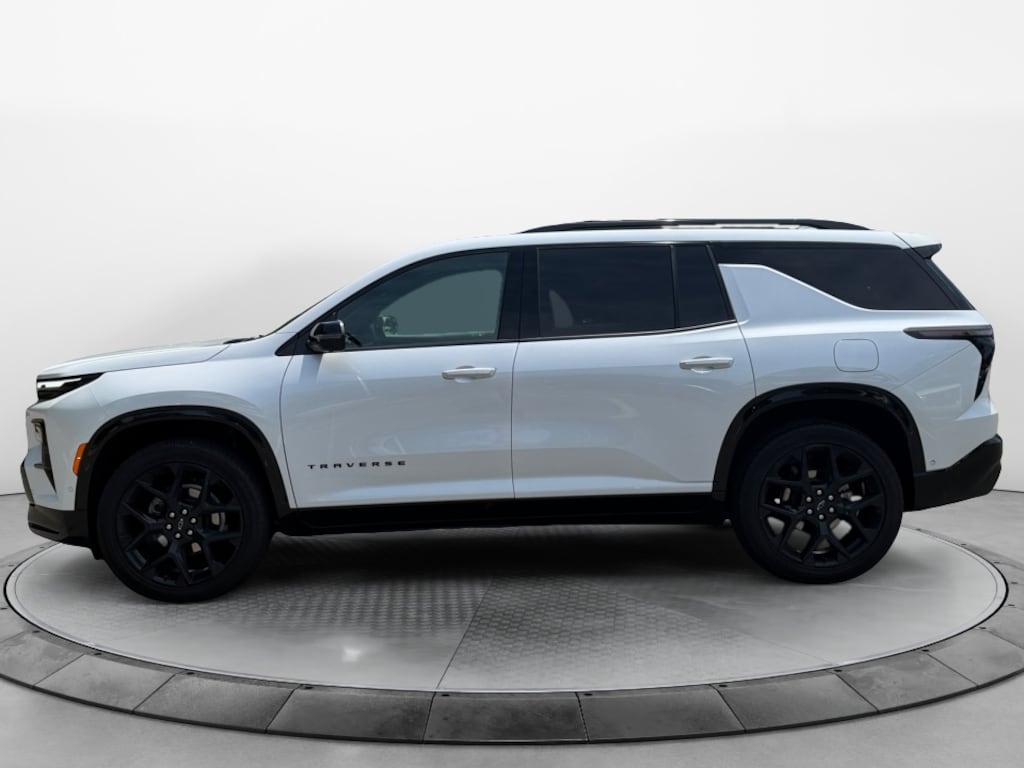 Used 2024 Chevrolet Traverse AWD RS SUV