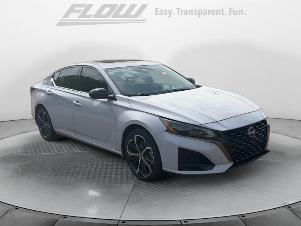 Used 2024 Nissan Altima SR FWD Sedan