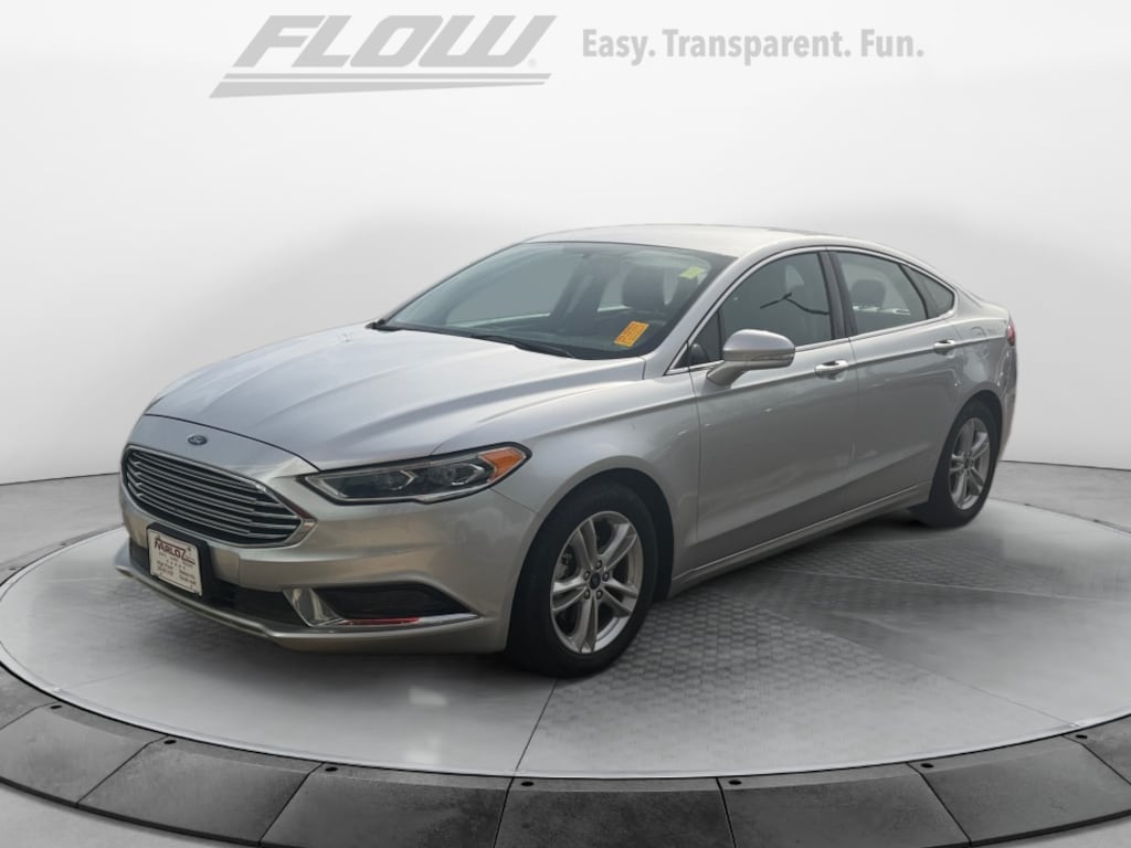 Used 2018 Ford Fusion SE Sedan