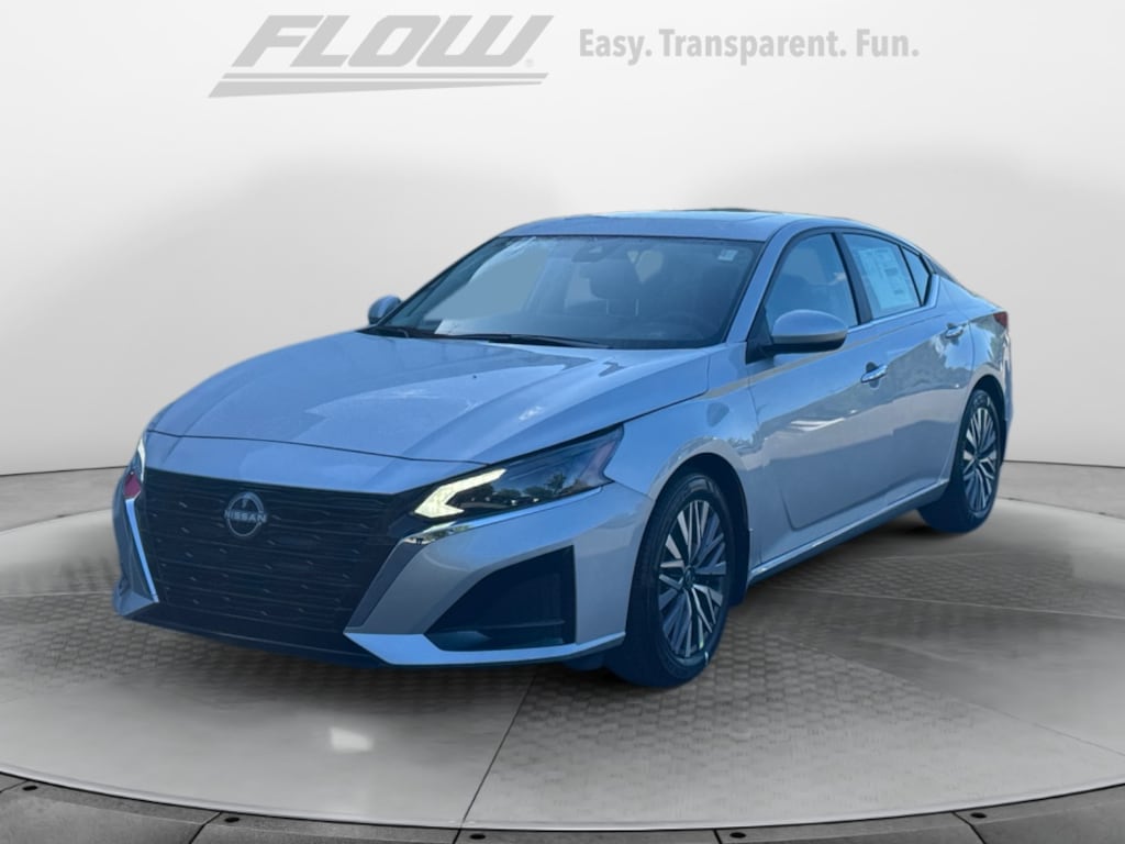 New 2025 Nissan Altima SV FWD Sedan