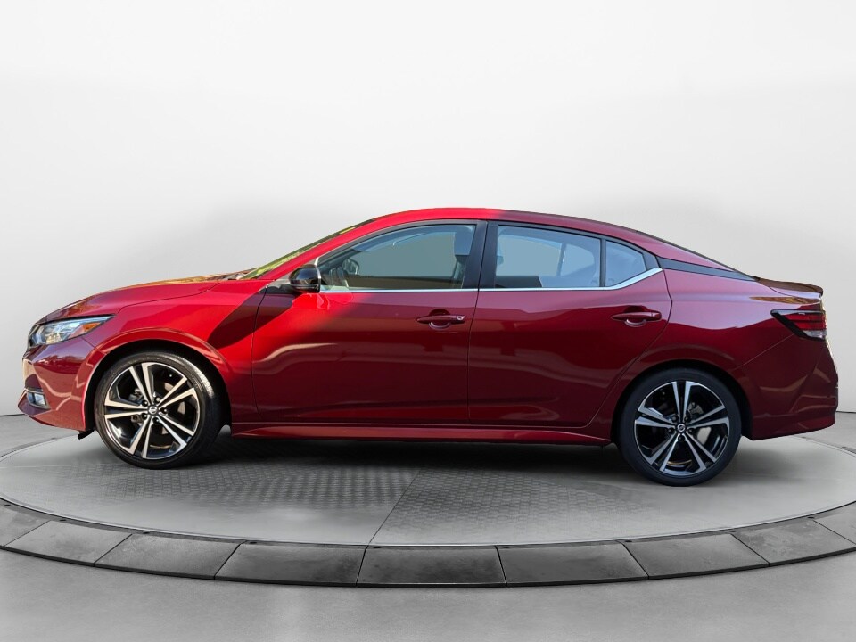 2022 Nissan Sentra SR photo 4