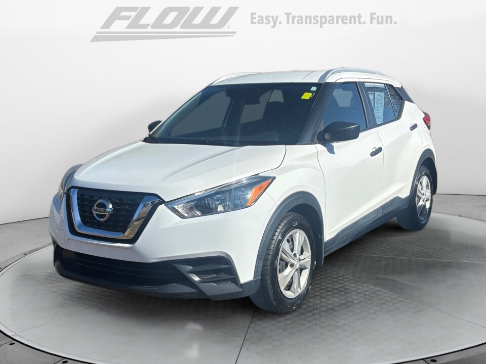 2018 Nissan Kicks S photo 3