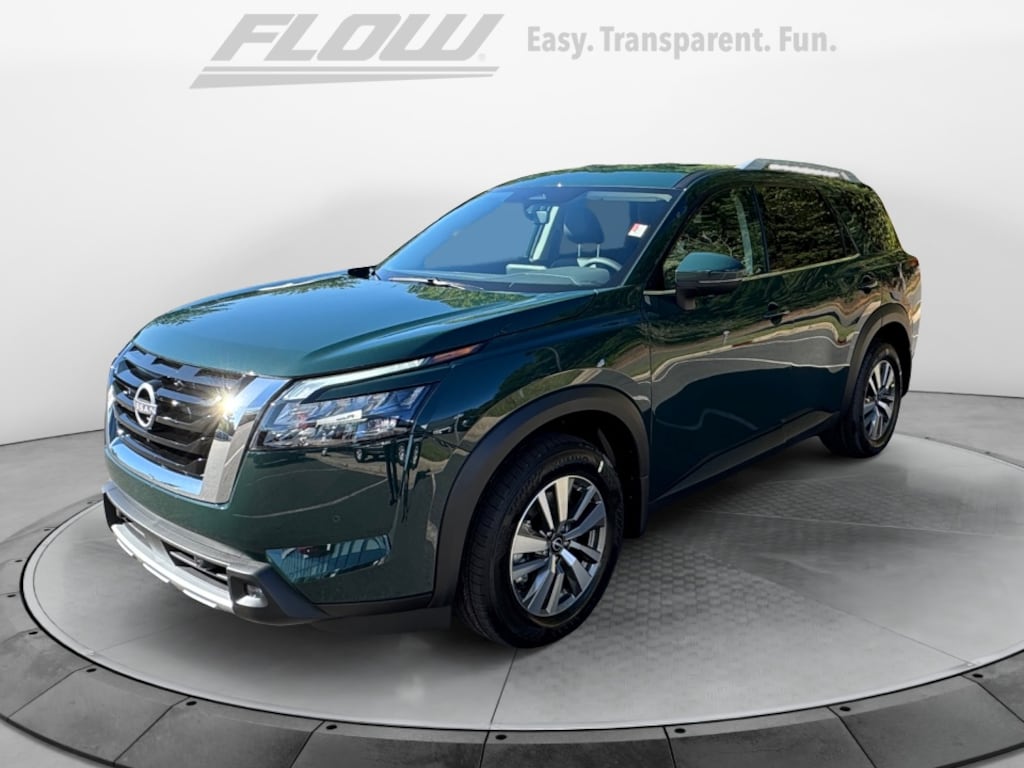 New 2025 Nissan Pathfinder SL 4WD SUV