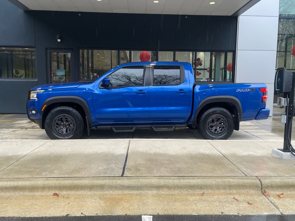 New 2025 Nissan Frontier Crew Cab PRO-X 4x2 Truck