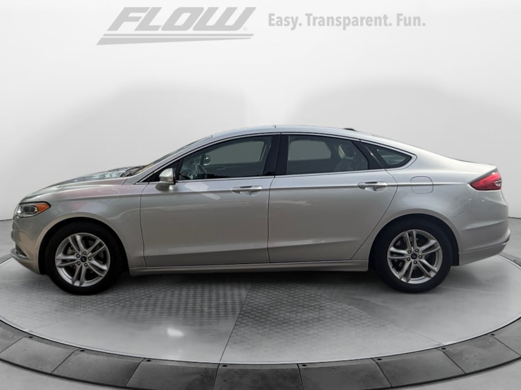 Used 2018 Ford Fusion SE Sedan