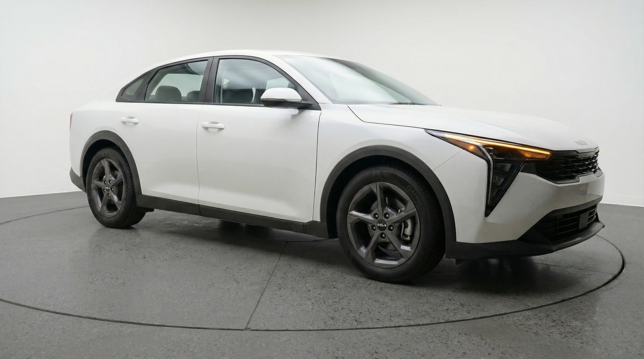 Thumbnail: 2026 Kia K4 - 1