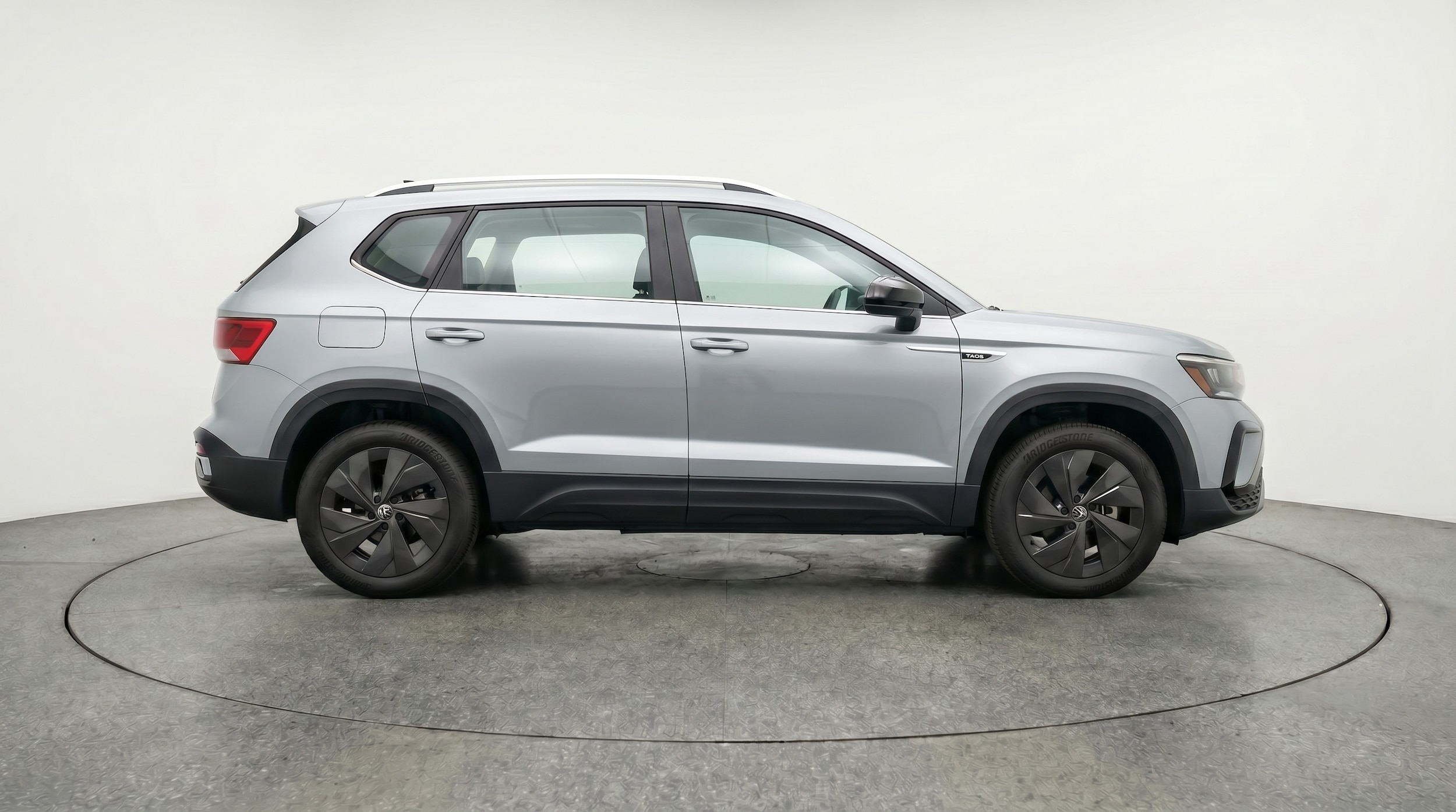 Thumbnail: 2026 Volkswagen Taos - 8