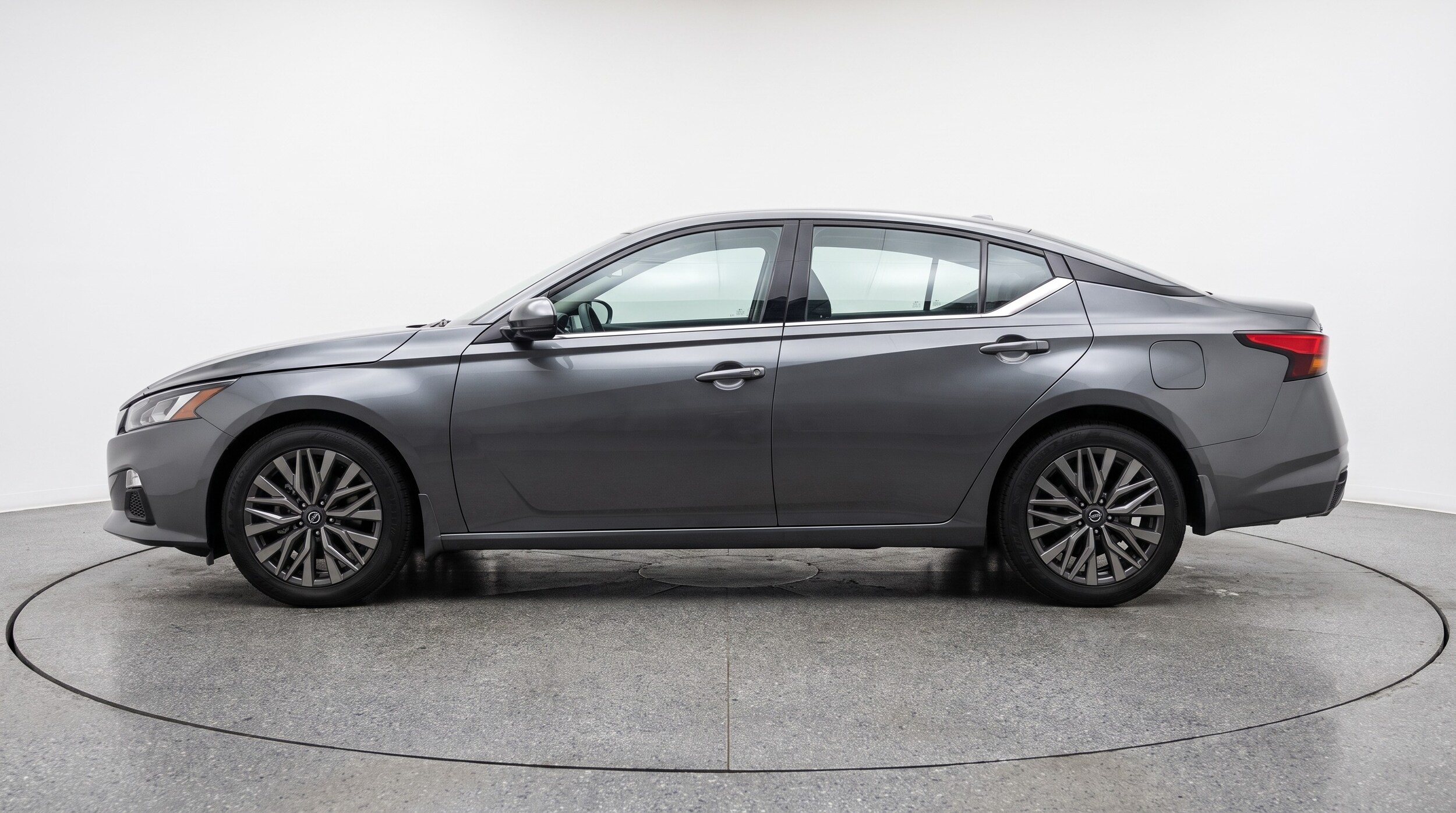 Thumbnail: 2025 Nissan Altima - 4