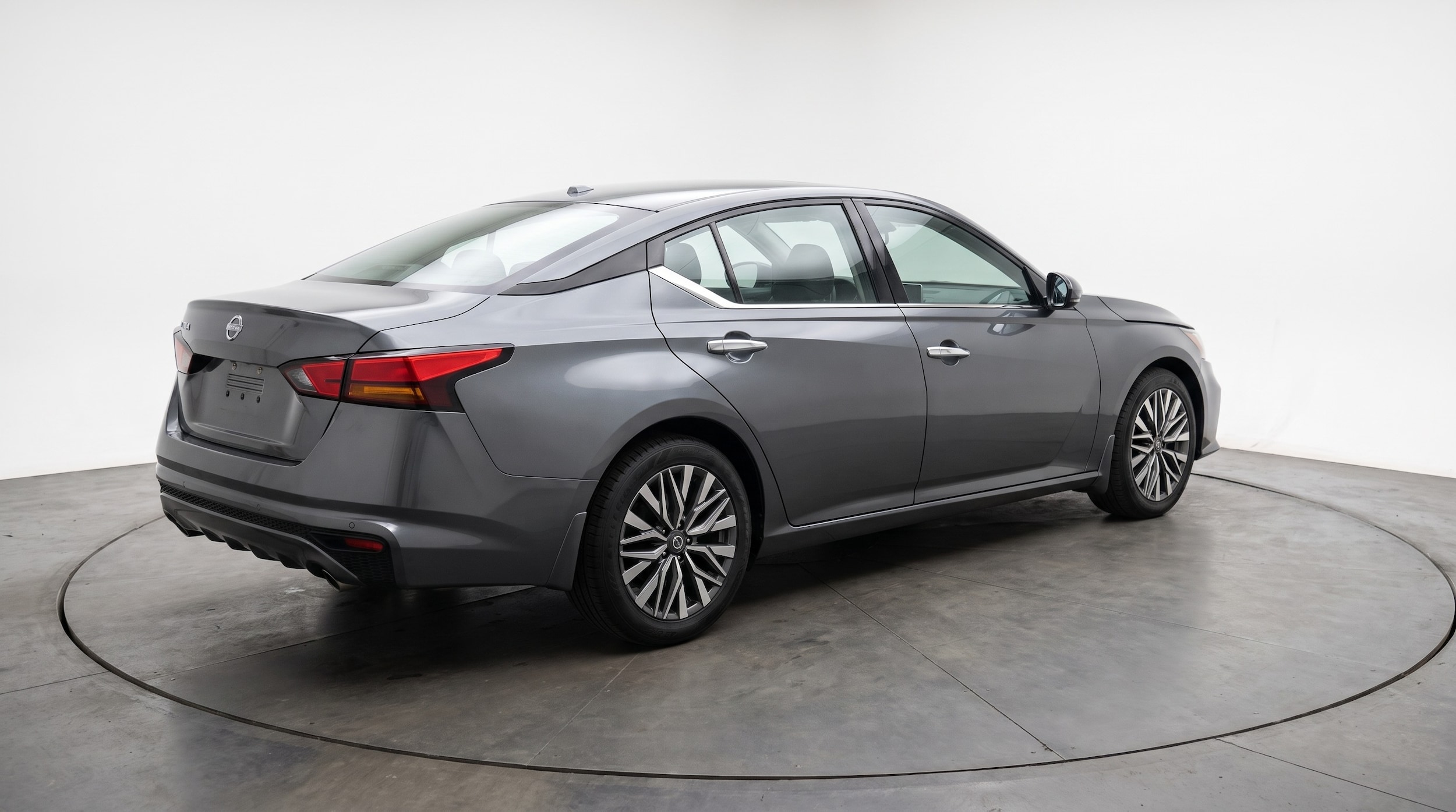 Thumbnail: 2025 Nissan Altima - 7